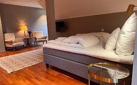Øvre Sem Gård